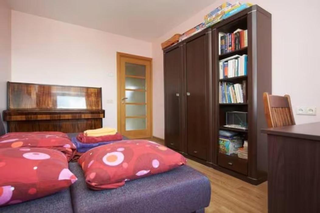 Cozy Private Room In A Three Room Apartment Free Parking Feel Like At Home Vilnius Esterno foto